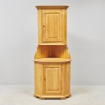 1678 4188 CORNER CUPBOARD